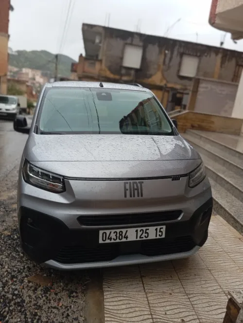 Fiat Doblo 2025 Autre