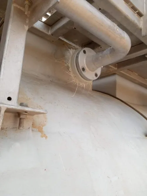 Réparation en PRV / GRP Fibre de verre / fiberglass / Citernes / cuves / conduites / tuyaux