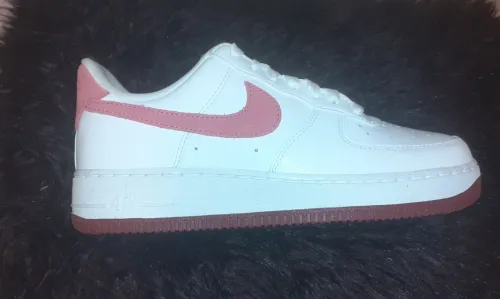 Nike Air force1 blanc rose