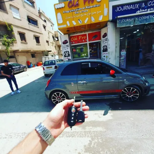 صنع جميع أنواع مفاتيح السيارات والمنازل والمصاعد الهوائية و مرحبا بكم عند cle pro draria sebala 