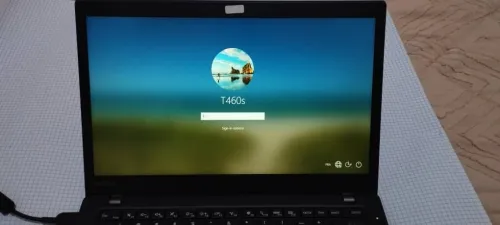 / QWERTY LENOVO ThinkPad T460S I7 6600U /12G RAM/ 256G SSD / 14 POUCES