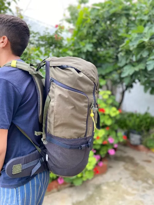 حقيبة تخييم Queshua 70 L