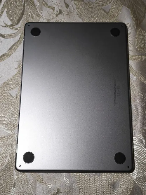 MacBook air M2 2022 8/512