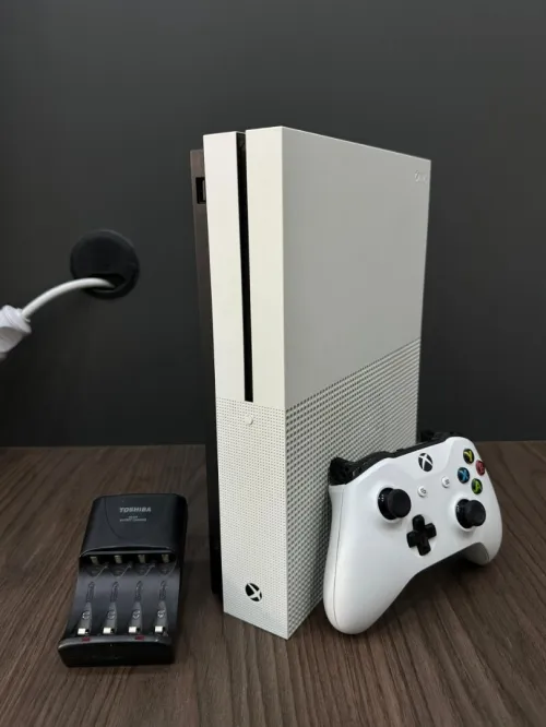 XBOX ONE S 1 TO