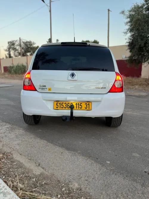 Renault Clio Campus 2015 Mongol