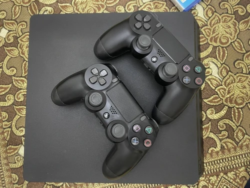 Ps4 slim