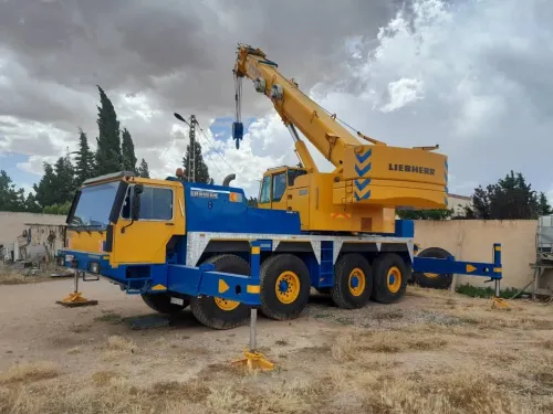 Liebher 70t 1998