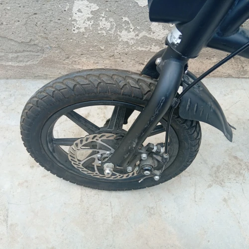 Trottinette électrique Urban Glide BIK 140 hadja nekita bazaf 10/1010