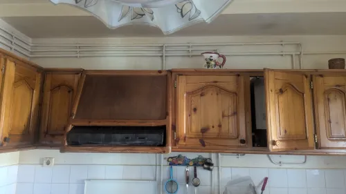 éléments de cuisine en bois massif
