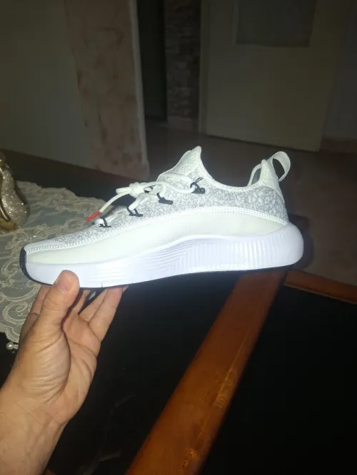 Nike original pointure     42