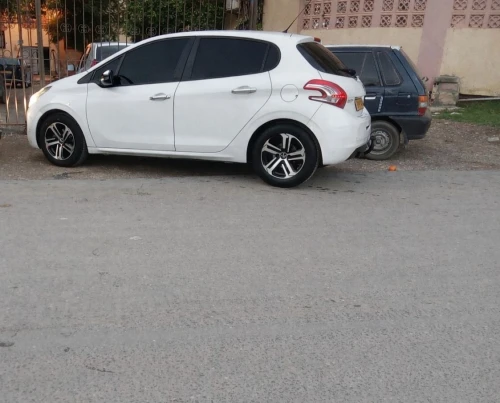 Peugeot 208 2014 Active