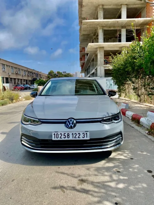 Volkswagen Golf 8 2022 Active