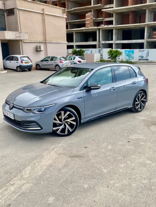 Volkswagen Golf 8 2022 Active