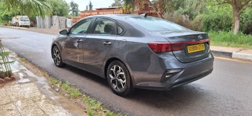 Kia Cerato 2023 1.6L DOHC D-CVVT de 126 à 130 ch