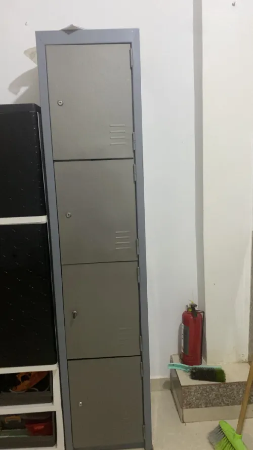 Vestiaire métallique