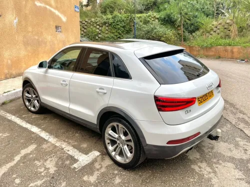 Audi Q3 2013 Off Road
