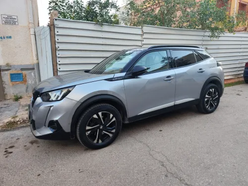 Peugeot 2008 2020 Gtline