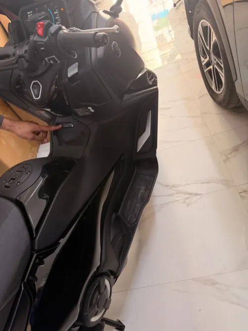 Yamaha Tmax563 2023