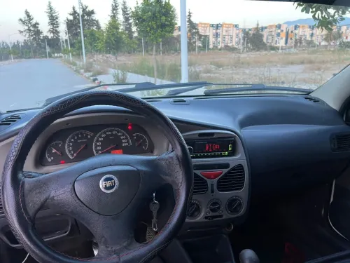 Fiat Palio 2004 Fire