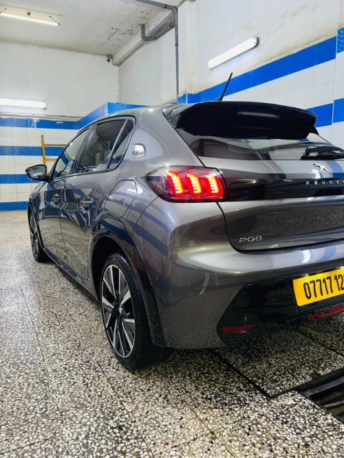 Peugeot 208 2023 GT