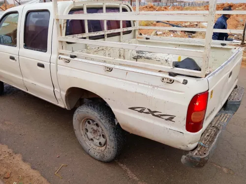 Mazda B2900 2003 4x4