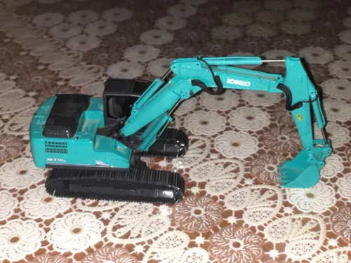 Kobelco Sk210 2025