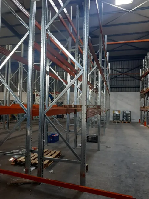 rayonnage métallique étagères