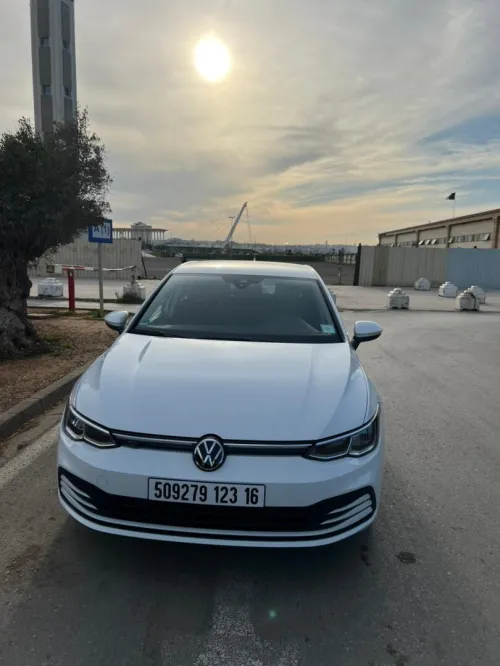Volkswagen Golf 8 2023 Active