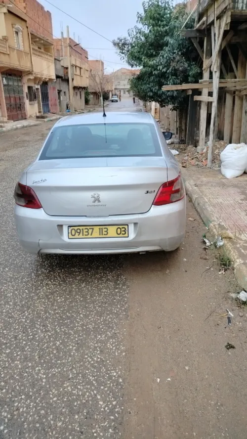 Peugeot 301 2013 Alleur