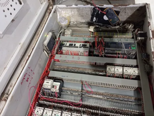 Installation réparation machine industrielle installation vfd et plc et Servo driver 