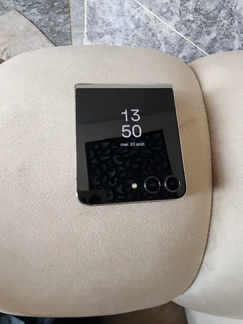 Samsung Z Flip 5