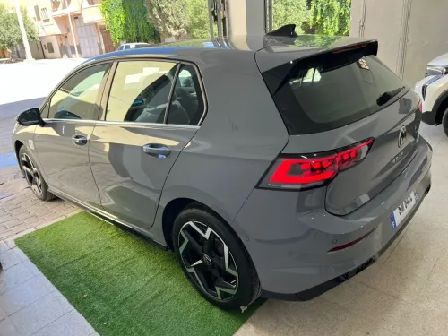 Volkswagen 8.5 2025 300tsi