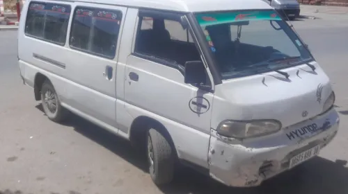 Hyundai H1 1998