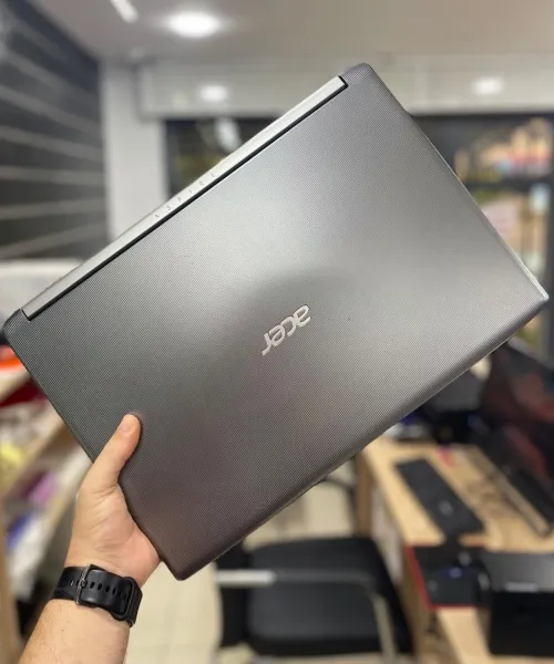 Acer Aspire 5 A515 - i7 8eme 