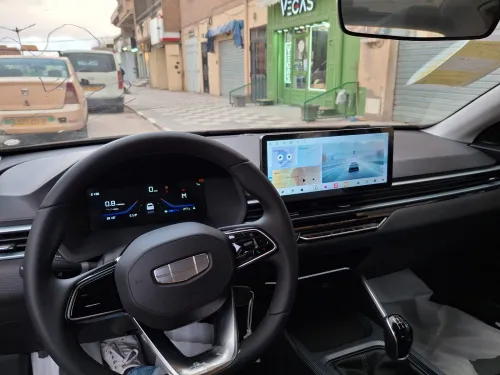 Geely Emgrand 2025 