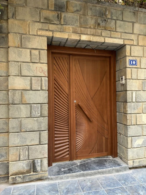 Porte D'entrée Bois Noble Sapelli Sculpter