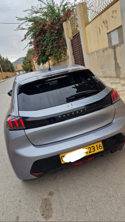 Peugeot 208 2023 Allure Pack