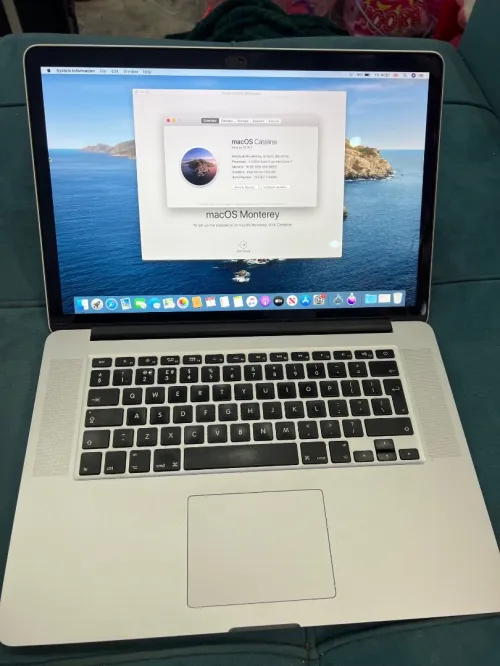 MacBook Pro 15 mid 15 i7 16GB 512 ssd Etat 10/10