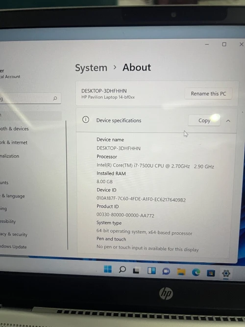 Hp pavilion i7 7 gen ram 8 256 ssd Etat 9/10
