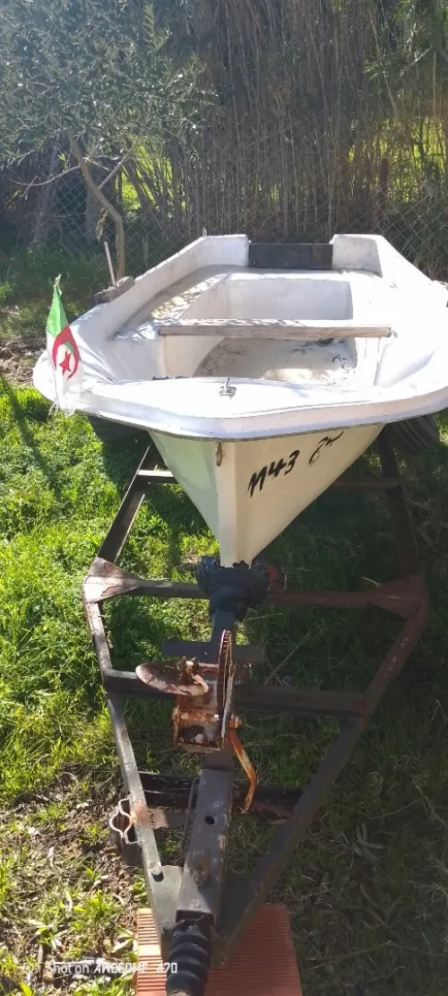 Flouka 3mtr,60 avec moteur Mercury 5cv