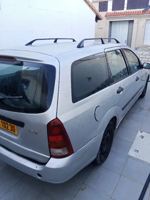 Ford Focus 5 portes 2002 Focus 5 portes