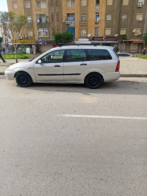 Ford Focus 5 portes 2002 Focus 5 portes
