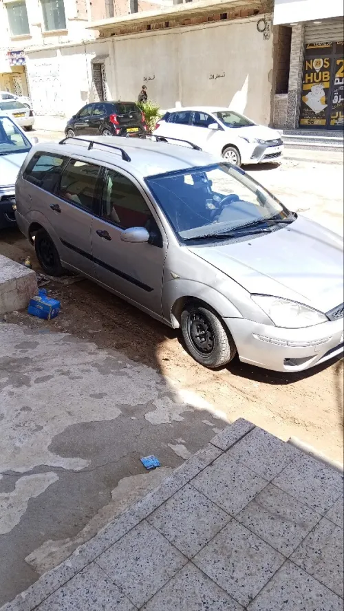 Ford Focus 5 portes 2002 Focus 5 portes