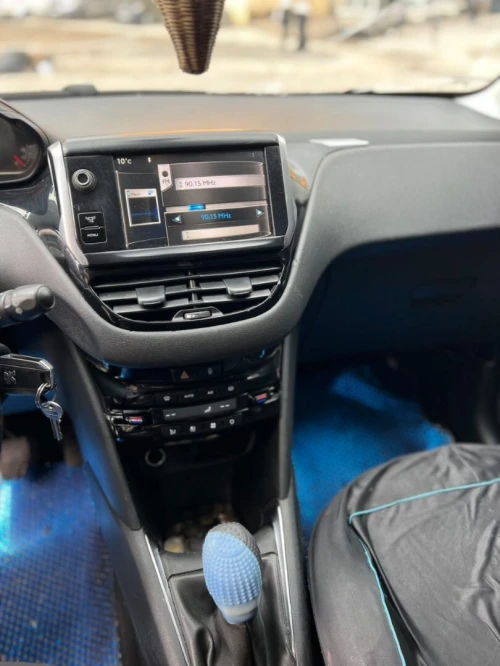 Peugeot 208 2013 208