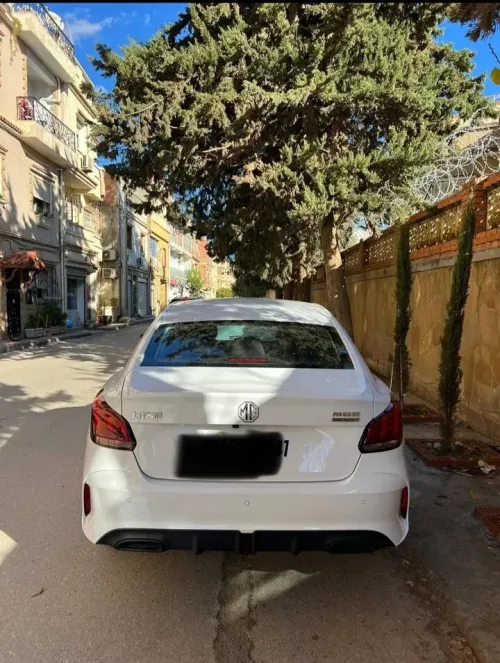 MG 5 2025 Lexury
