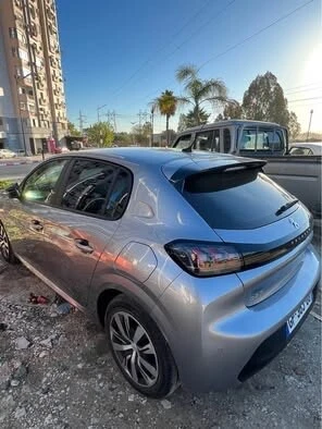 Peugeot 208 2023 
