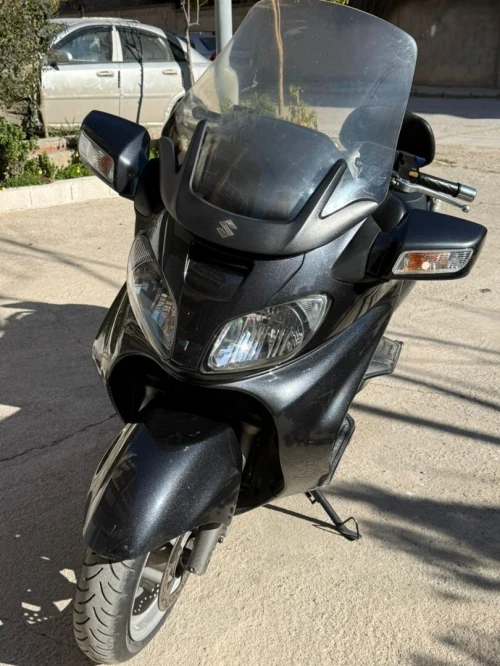 Suzuki Burgman 650 2005
