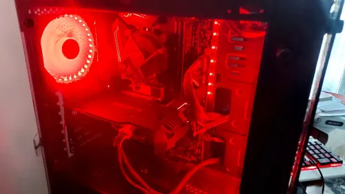 Pc gamer gtx1060 6g. I7 7ème. 16g RAM. 1250g stockage ssd+hdd