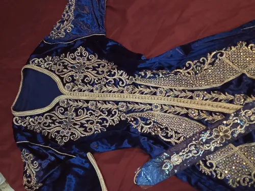 Caftan élégant neuf importé de France