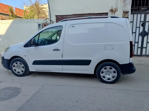 Peugeot Partner 2012 B9